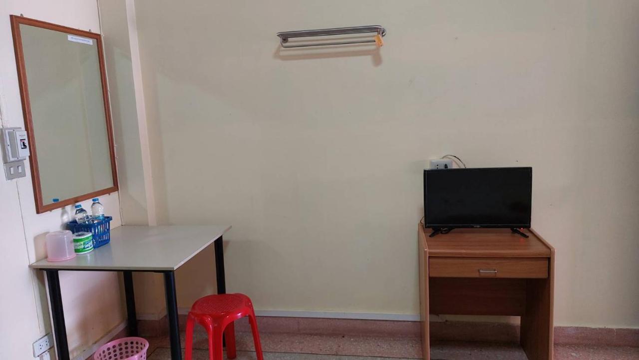 Sataya Apartment Maha Sarakham Exteriör bild