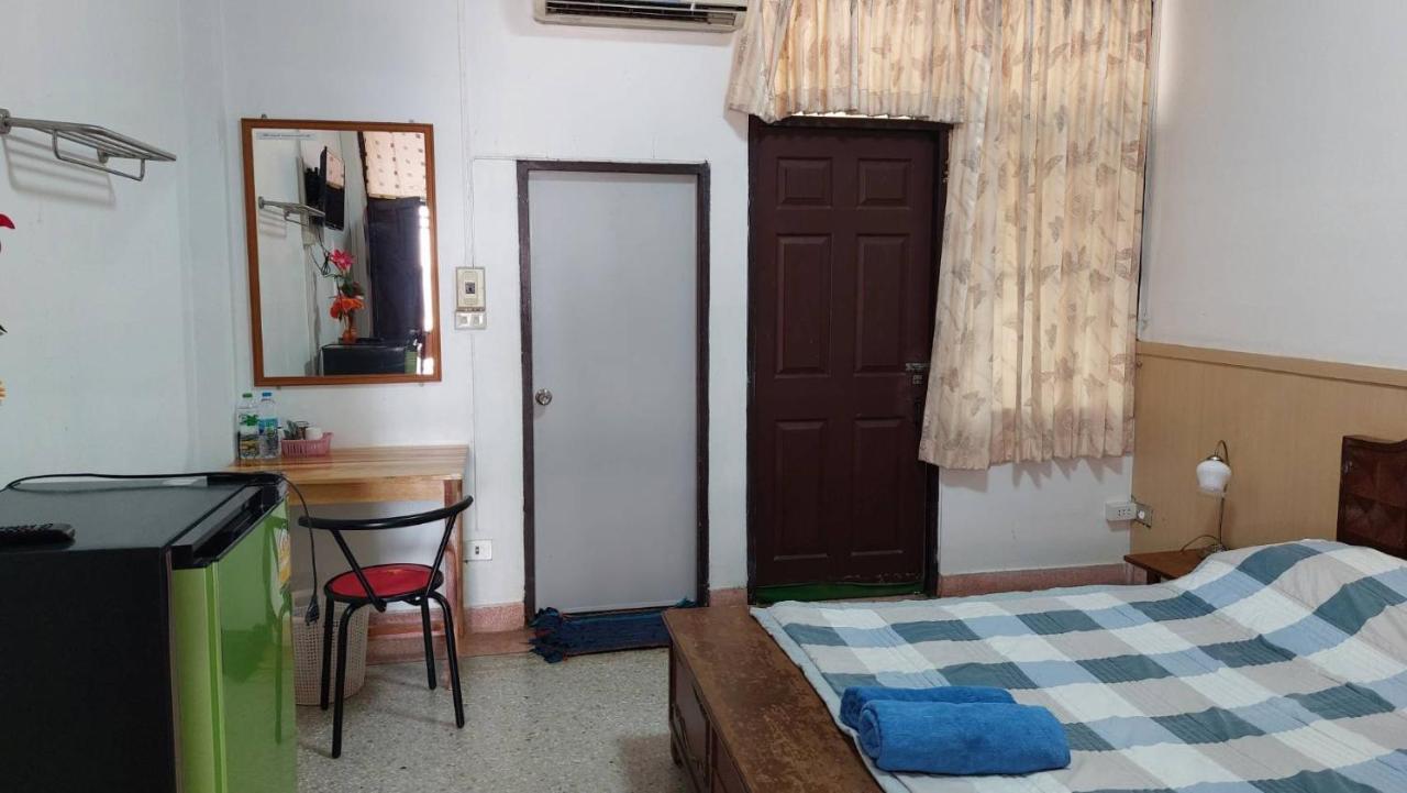 Sataya Apartment Maha Sarakham Exteriör bild