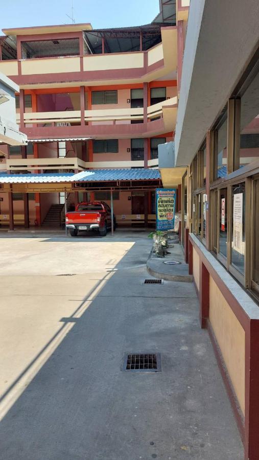 Sataya Apartment Maha Sarakham Exteriör bild
